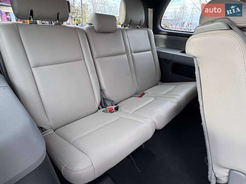 Внедорожник / Кроссовер Toyota Sequoia 2019 в Киеве фото 13 Внедорожник / Кроссовер Toyota Sequoia 2019 в Киеве
