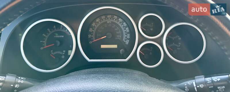 Позашляховик / Кросовер Toyota Sequoia 2011 в Києві фото 23 Позашляховик / Кросовер Toyota Sequoia 2011 в Києві