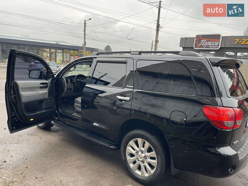 Внедорожник / Кроссовер Toyota Sequoia 2008 в Житомире