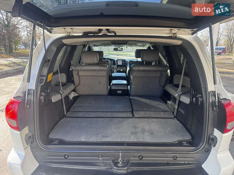 Внедорожник / Кроссовер Toyota Sequoia 2008 в Черкассах фото 17 Внедорожник / Кроссовер Toyota Sequoia 2008 в Черкассах