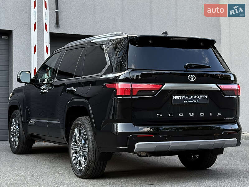 Позашляховик / Кросовер Toyota Sequoia 2025 в Києві