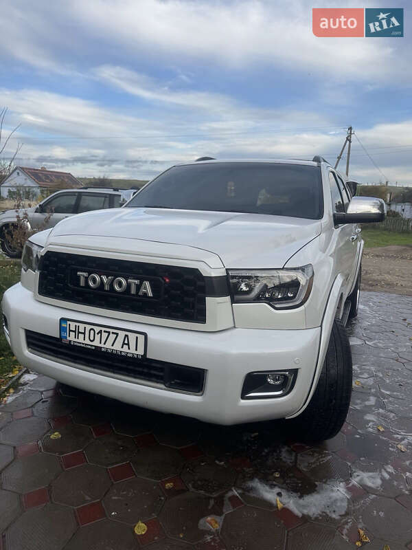 Внедорожник / Кроссовер Toyota Sequoia 2008 в Одессе