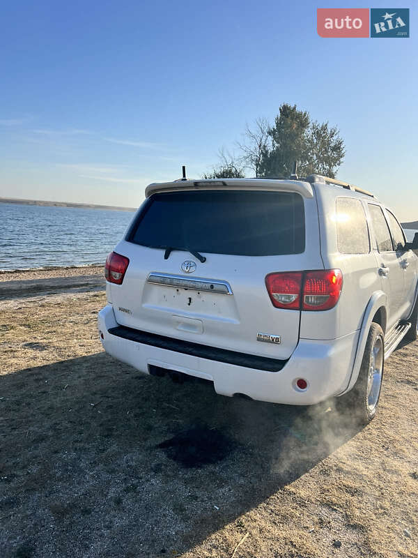 Внедорожник / Кроссовер Toyota Sequoia 2008 в Одессе