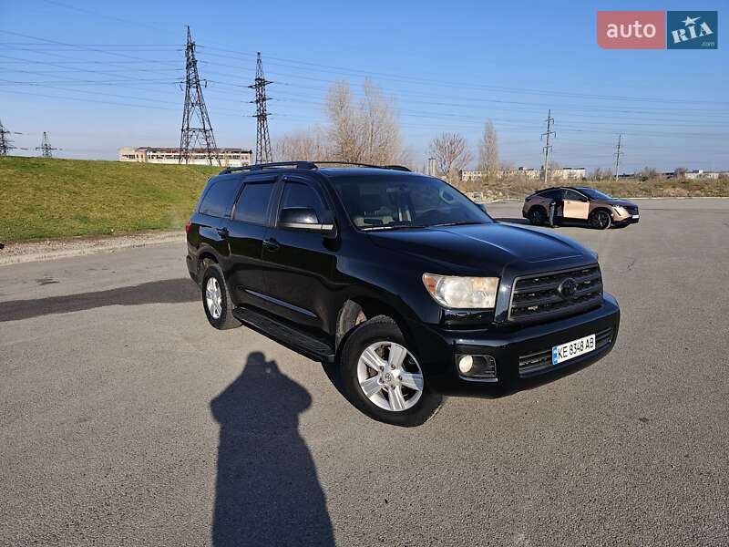Позашляховик / Кросовер Toyota Sequoia 2008 в Дніпрі