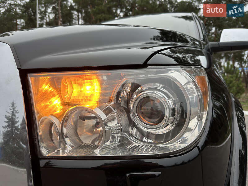 Позашляховик / Кросовер Toyota Sequoia 2008 в Києві