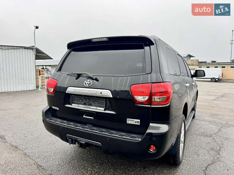 Позашляховик / Кросовер Toyota Sequoia 2008 в Києві