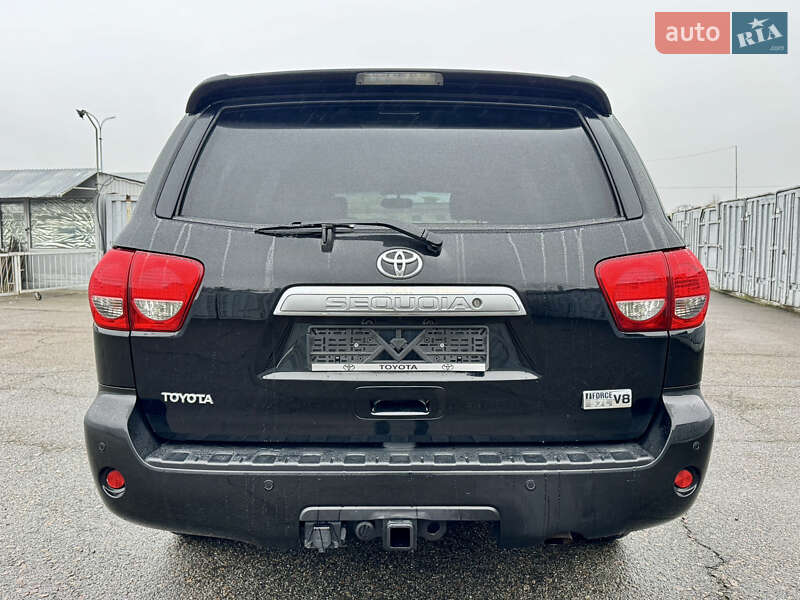 Позашляховик / Кросовер Toyota Sequoia 2008 в Києві