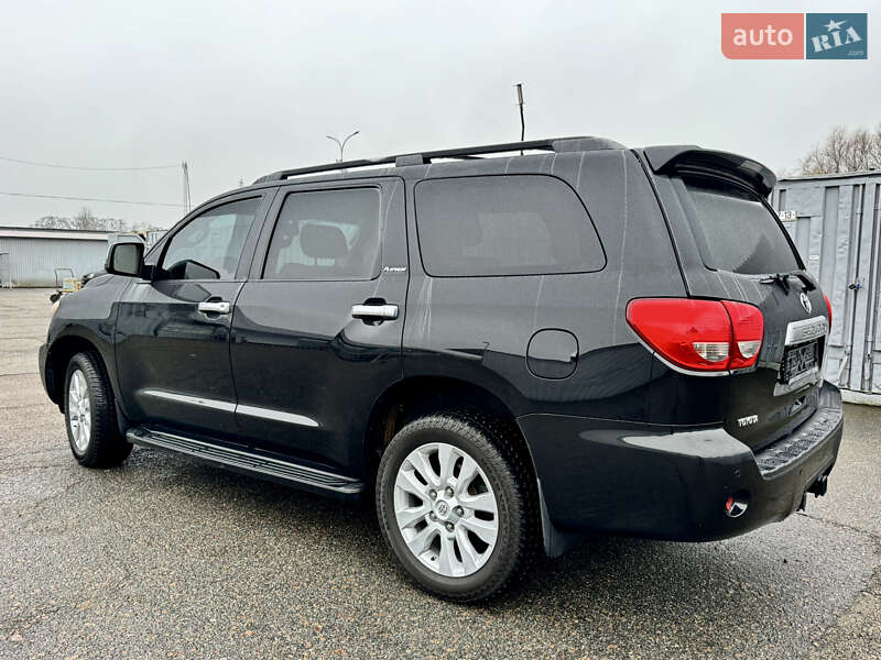 Позашляховик / Кросовер Toyota Sequoia 2008 в Києві