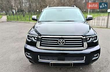 Внедорожник / Кроссовер Toyota Sequoia 2018 в Одессе