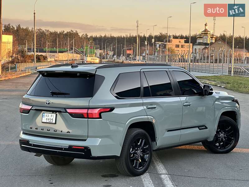 Внедорожник / Кроссовер Toyota Sequoia 2023 в Киеве фото 9 Внедорожник / Кроссовер Toyota Sequoia 2023 в Киеве
