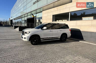 Позашляховик / Кросовер Toyota Sequoia 2016 в Києві
