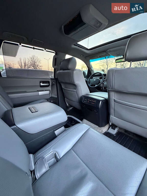 Внедорожник / Кроссовер Toyota Sequoia 2008 в Одессе фото 36 Внедорожник / Кроссовер Toyota Sequoia 2008 в Одессе