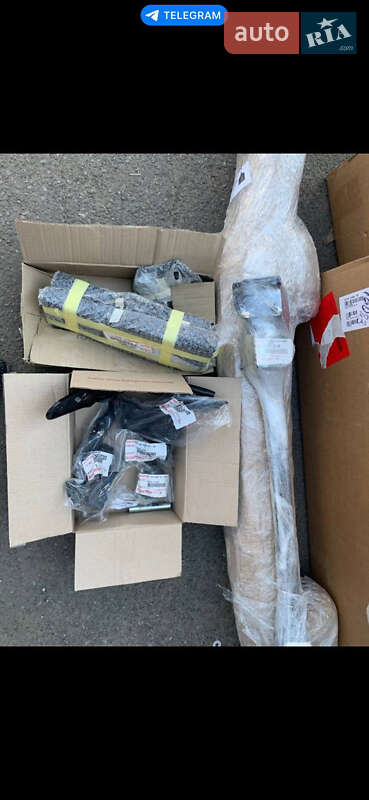 Внедорожник / Кроссовер Toyota Sequoia 2016 в Черкассах