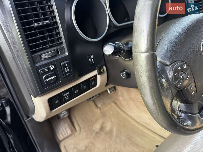 Внедорожник / Кроссовер Toyota Sequoia 2008 в Черновцах фото 12 Внедорожник / Кроссовер Toyota Sequoia 2008 в Черновцах