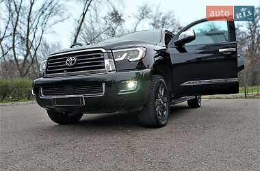 Внедорожник / Кроссовер Toyota Sequoia 2018 в Одессе