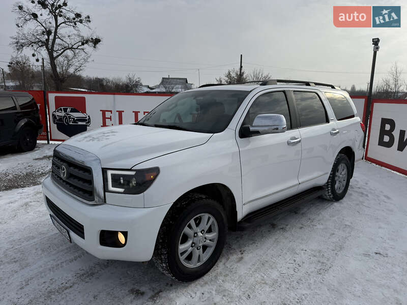 Внедорожник / Кроссовер Toyota Sequoia 2011 в Переяславе
