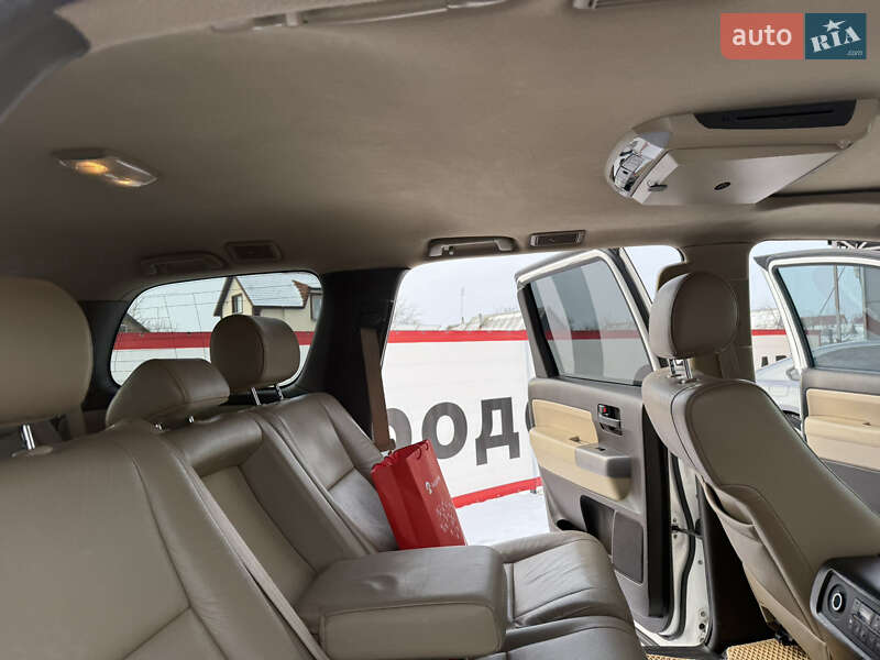 Внедорожник / Кроссовер Toyota Sequoia 2011 в Переяславе