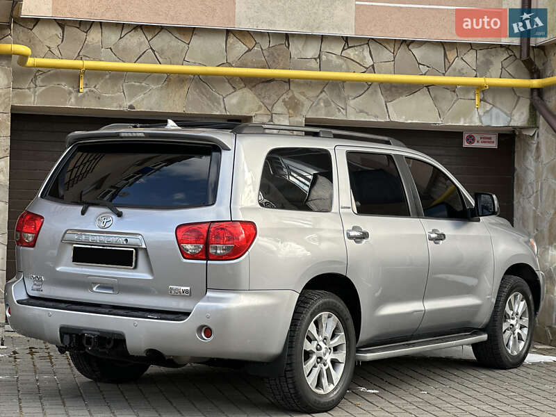 Внедорожник / Кроссовер Toyota Sequoia 2010 в Надворной фото 7 Внедорожник / Кроссовер Toyota Sequoia 2010 в Надворной