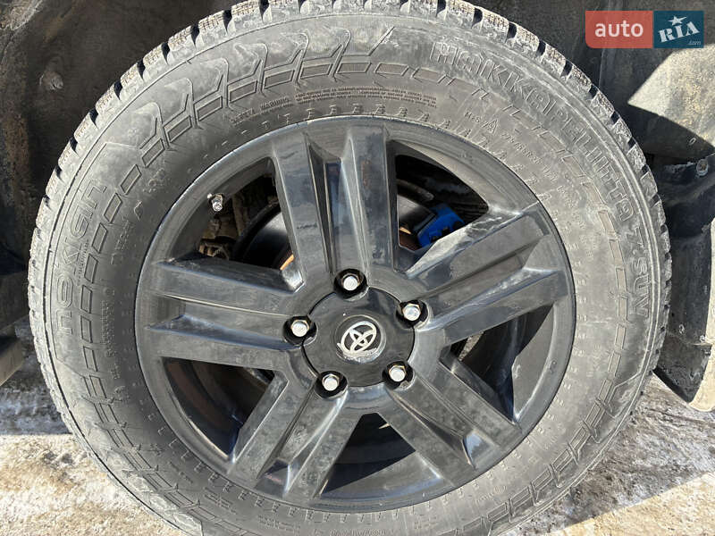 Внедорожник / Кроссовер Toyota Sequoia 2008 в Киеве