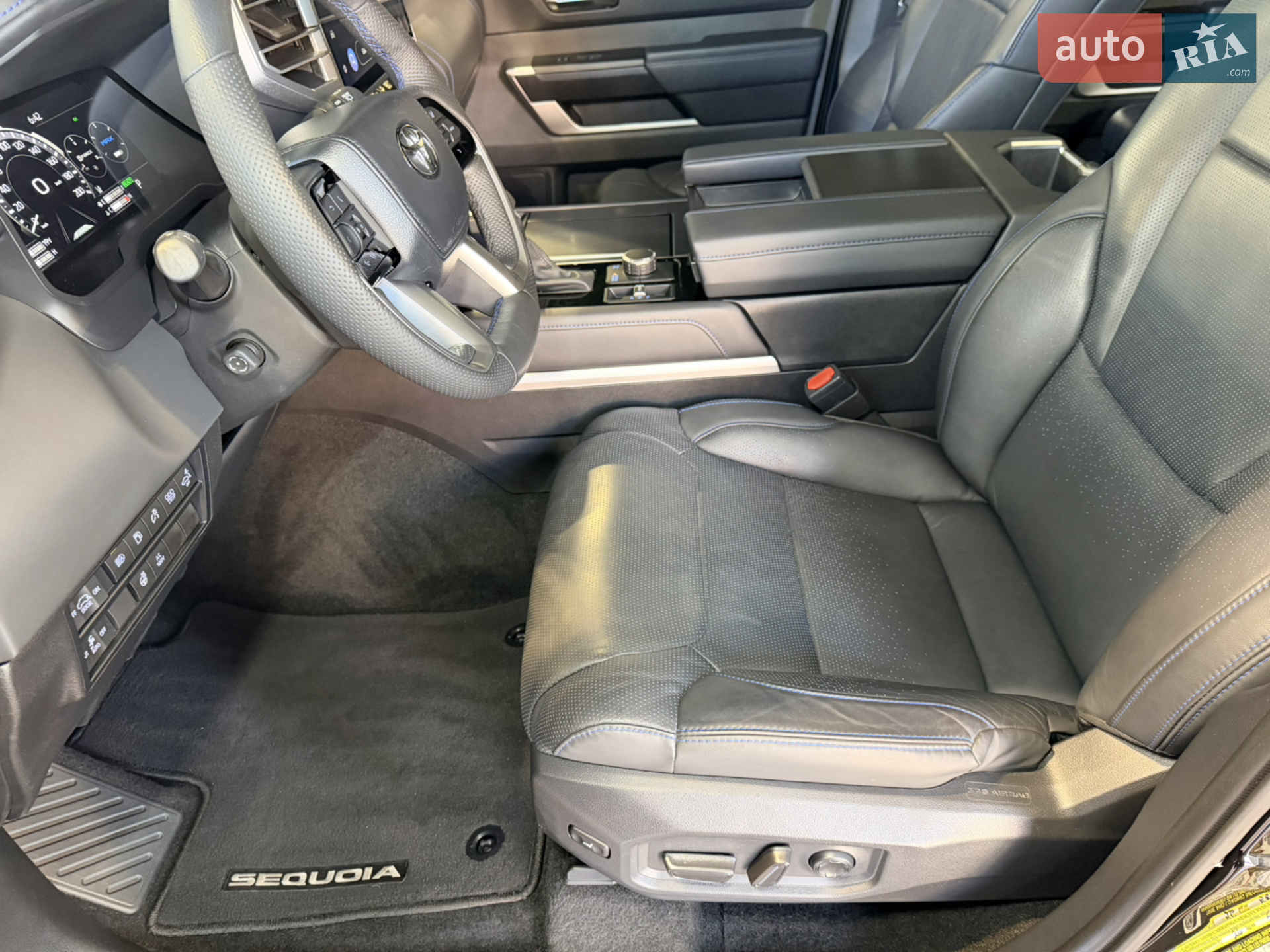 2024 Toyota Sequoia - мініатюра 26