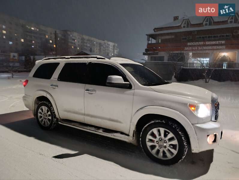 Внедорожник / Кроссовер Toyota Sequoia 2008 в Смеле фото 12 Внедорожник / Кроссовер Toyota Sequoia 2008 в Смеле
