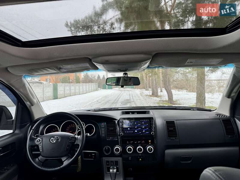 Внедорожник / Кроссовер Toyota Sequoia 2011 в Киеве фото 18 Внедорожник / Кроссовер Toyota Sequoia 2011 в Киеве