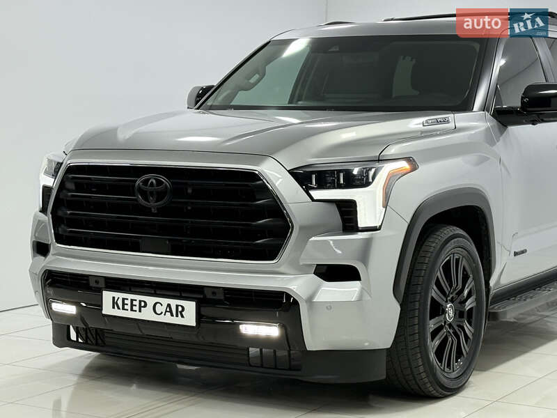 Внедорожник / Кроссовер Toyota Sequoia 2024 в Одессе