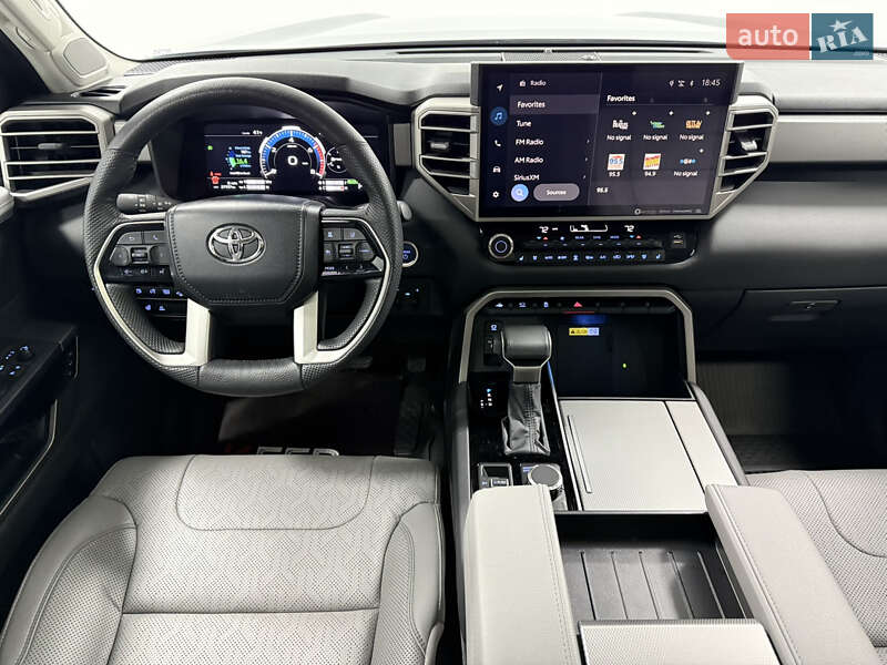 Внедорожник / Кроссовер Toyota Sequoia 2024 в Одессе