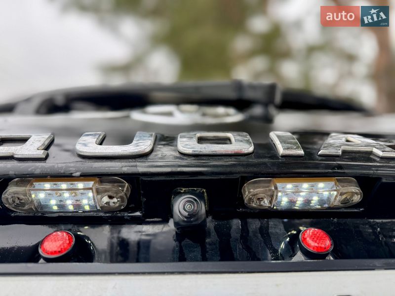 Внедорожник / Кроссовер Toyota Sequoia 2011 в Киеве