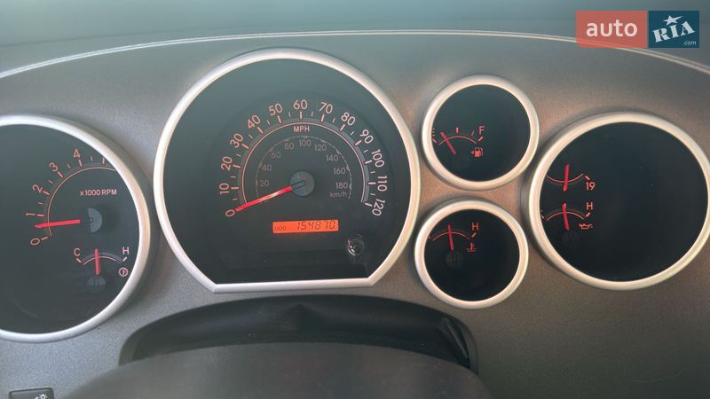 Внедорожник / Кроссовер Toyota Sequoia 2014 в Виннице