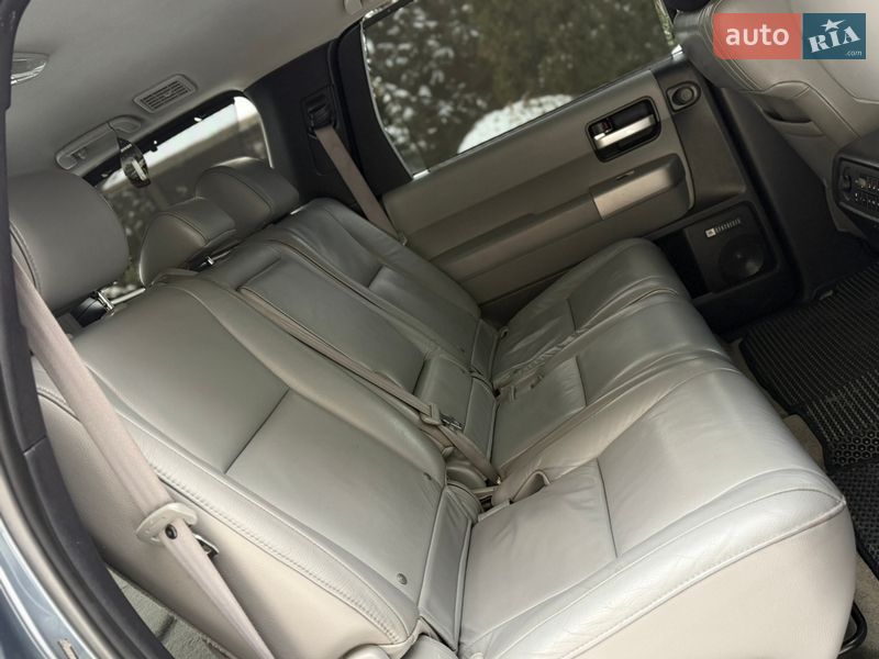 Внедорожник / Кроссовер Toyota Sequoia 2008 в Львове