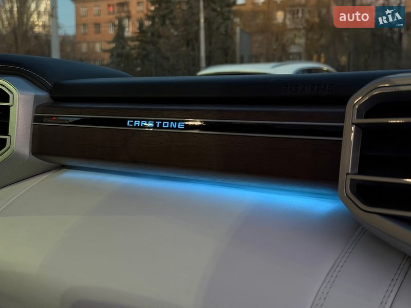 Внедорожник / Кроссовер Toyota Sequoia 2023 в Киеве