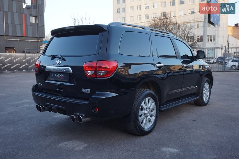Внедорожник / Кроссовер Toyota Sequoia 2008 в Одессе