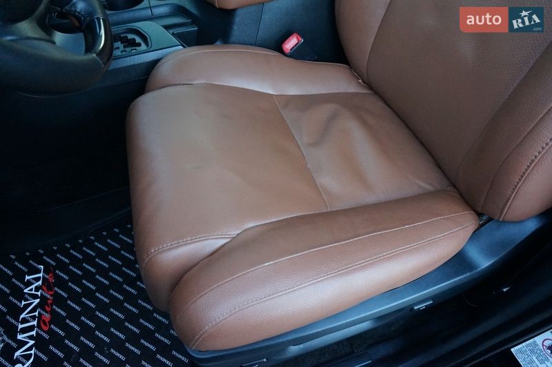 Внедорожник / Кроссовер Toyota Sequoia 2008 в Одессе