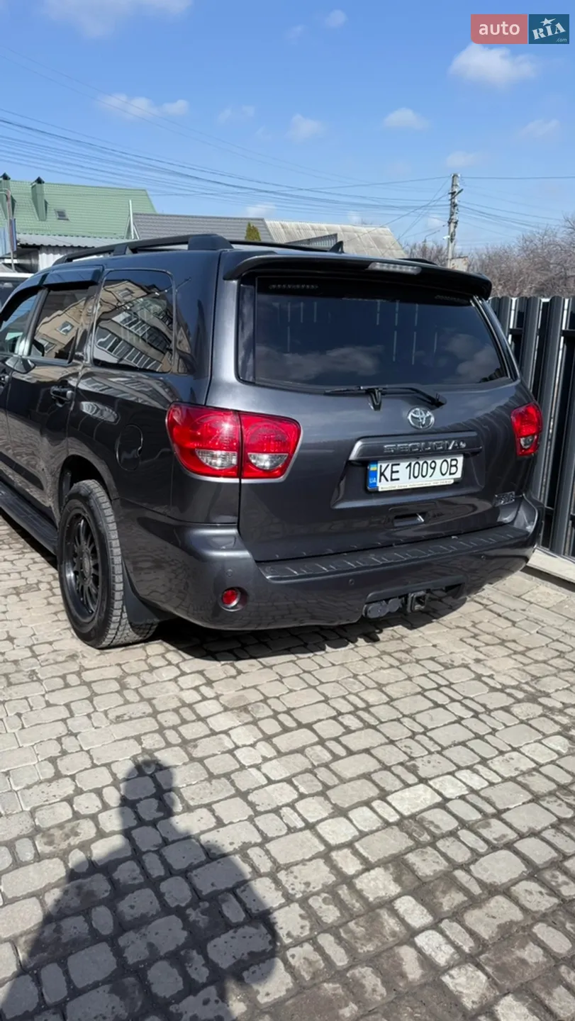 2016 Toyota Sequoia - мініатюра 8