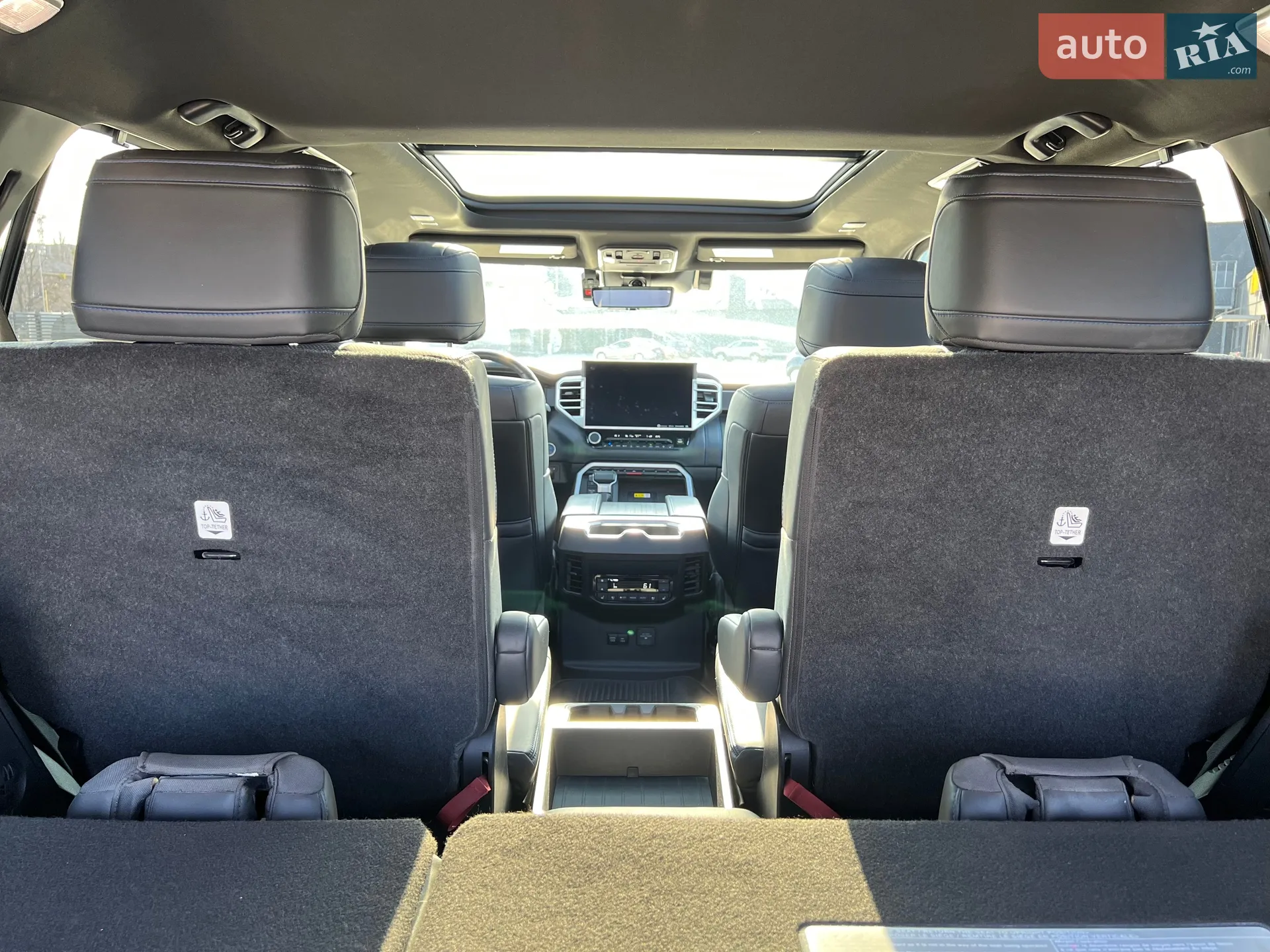 2022 Toyota Sequoia - мініатюра 15