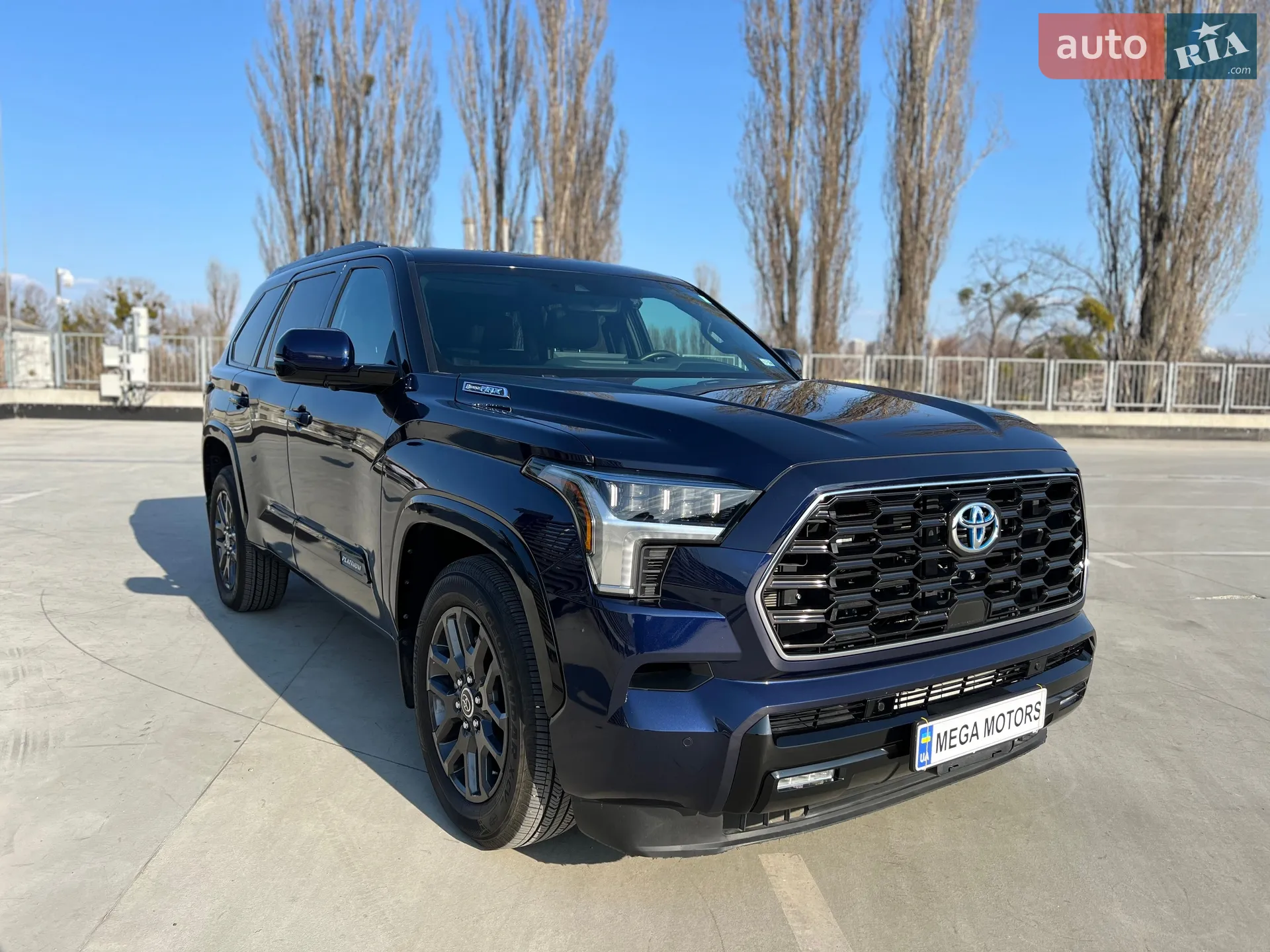 2022 Toyota Sequoia - мініатюра 2