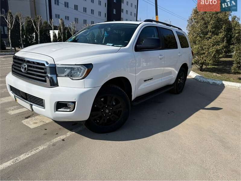 Toyota Sequoia 2018