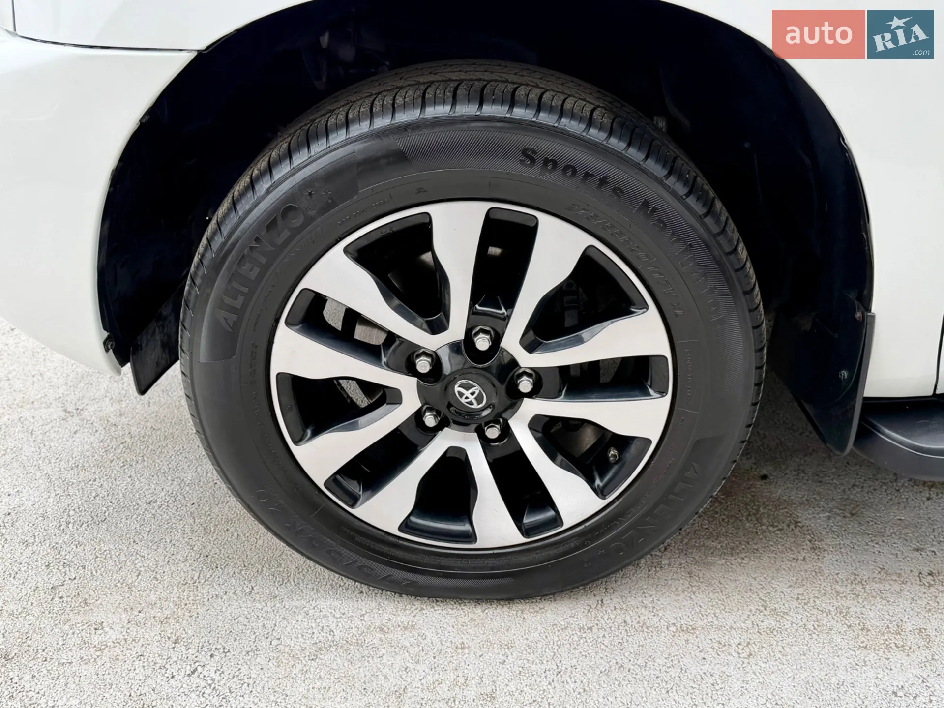 2013 Toyota Sequoia - мініатюра 24