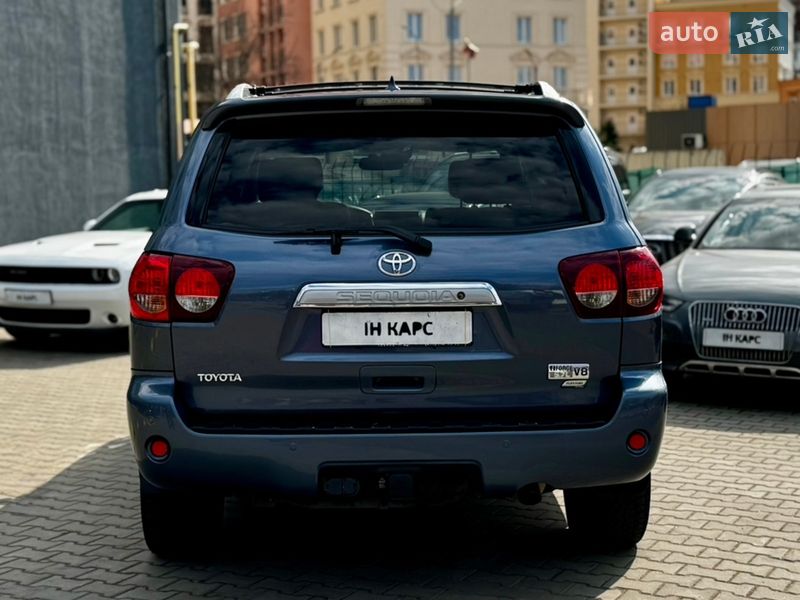 Внедорожник / Кроссовер Toyota Sequoia 2017 в Одессе фото 4 Внедорожник / Кроссовер Toyota Sequoia 2017 в Одессе