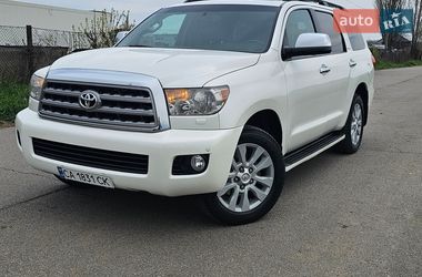 Внедорожник / Кроссовер Toyota Sequoia 2010 в Умани