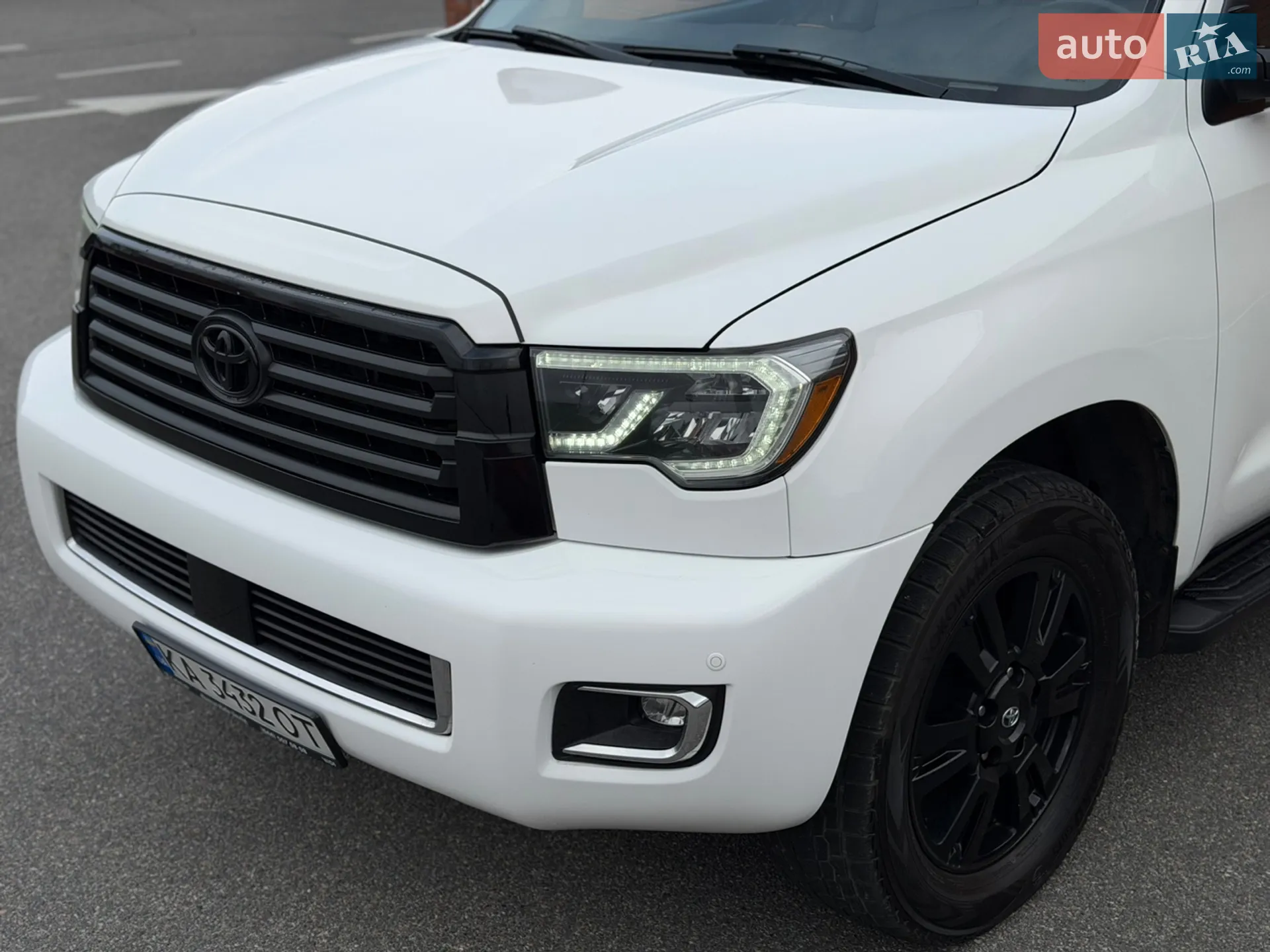 2018 Toyota Sequoia - мініатюра 2