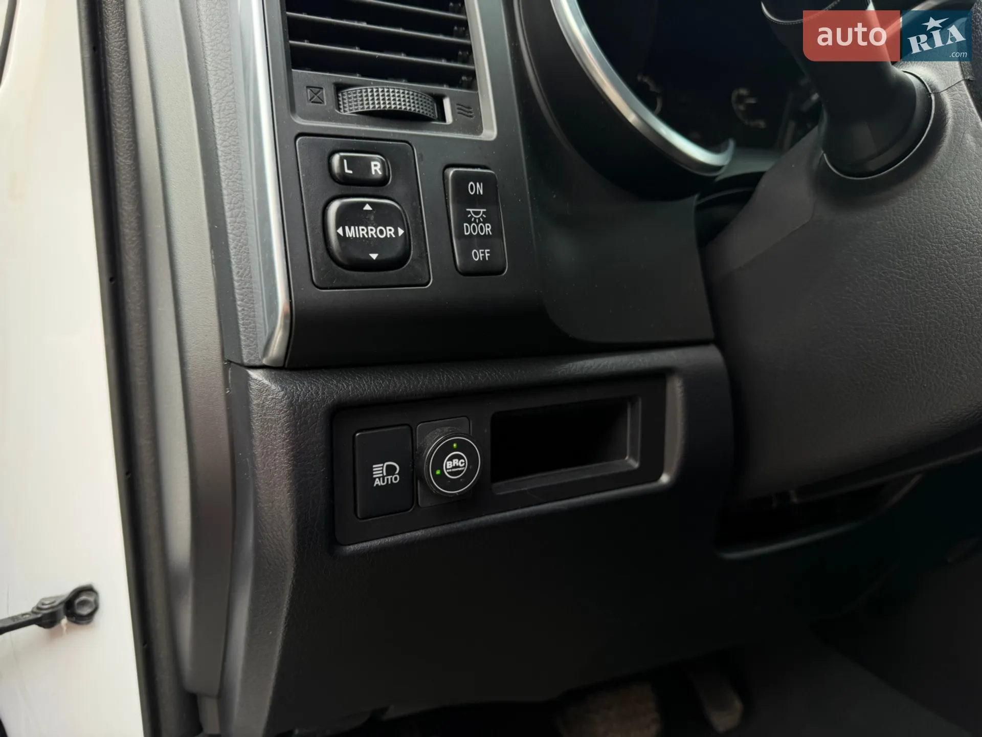 2018 Toyota Sequoia - мініатюра 14