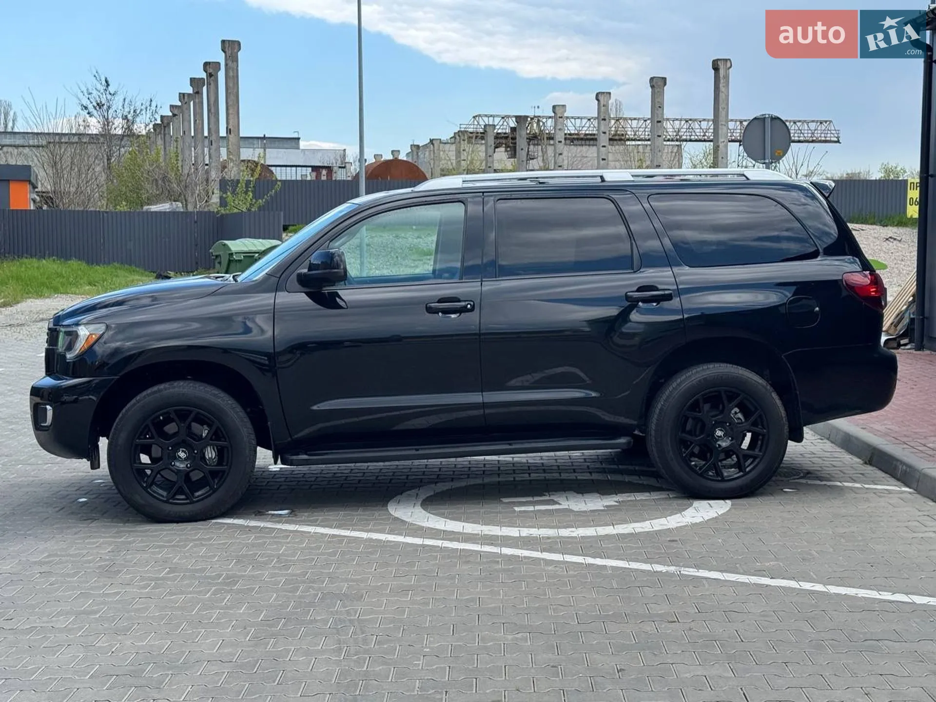 2018 Toyota Sequoia - мініатюра 11
