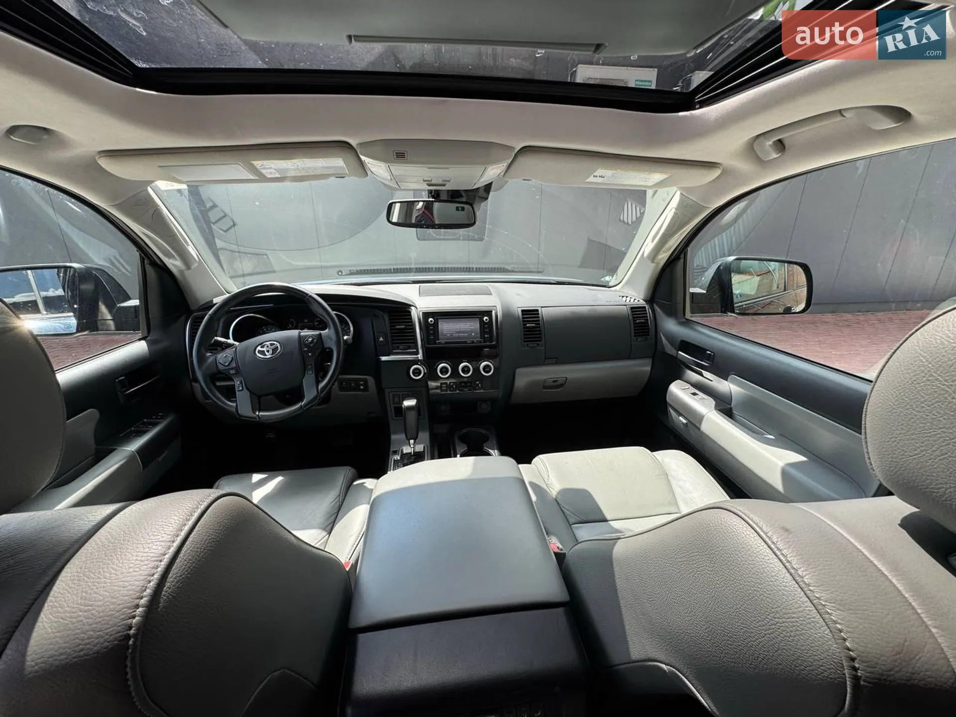 2018 Toyota Sequoia - мініатюра 35
