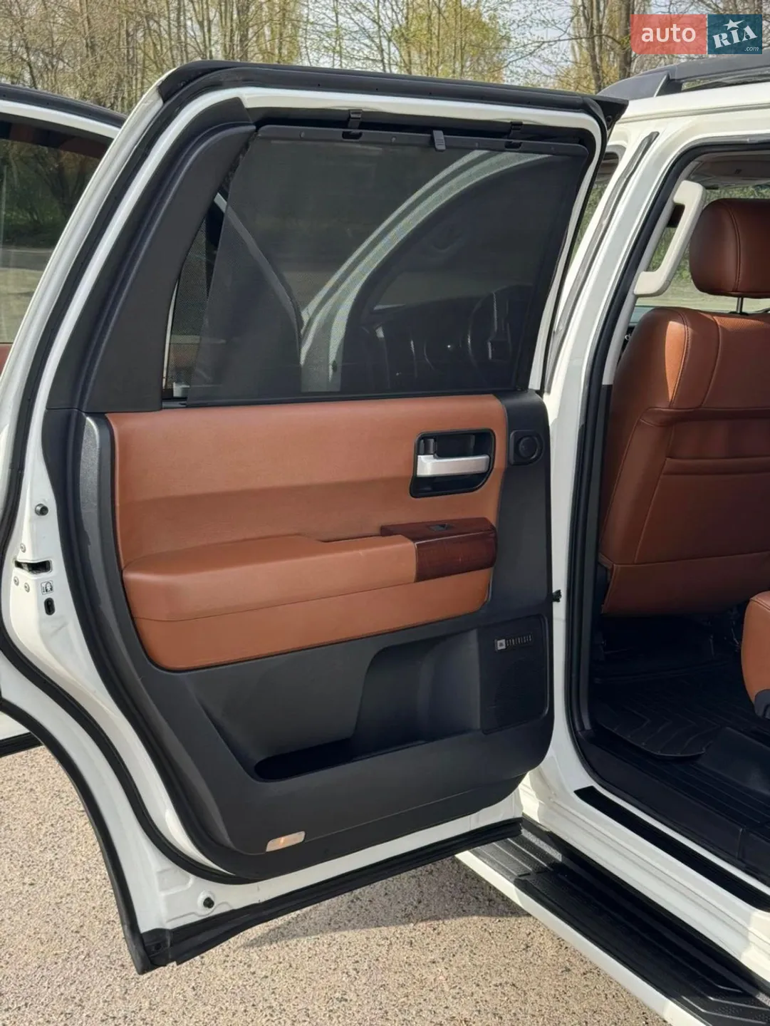 2016 Toyota Sequoia - мініатюра 10