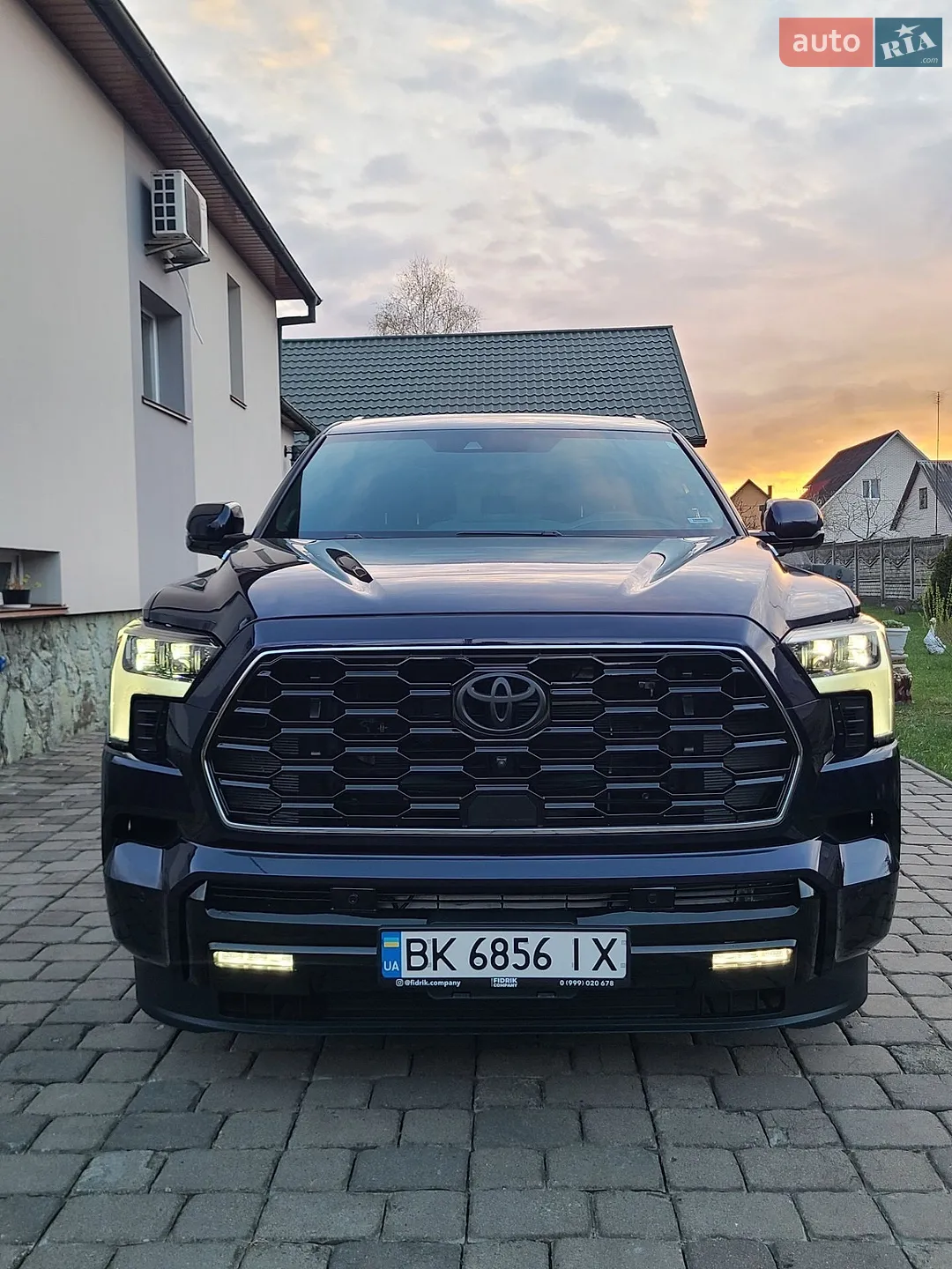 2023 Toyota Sequoia - мініатюра 5