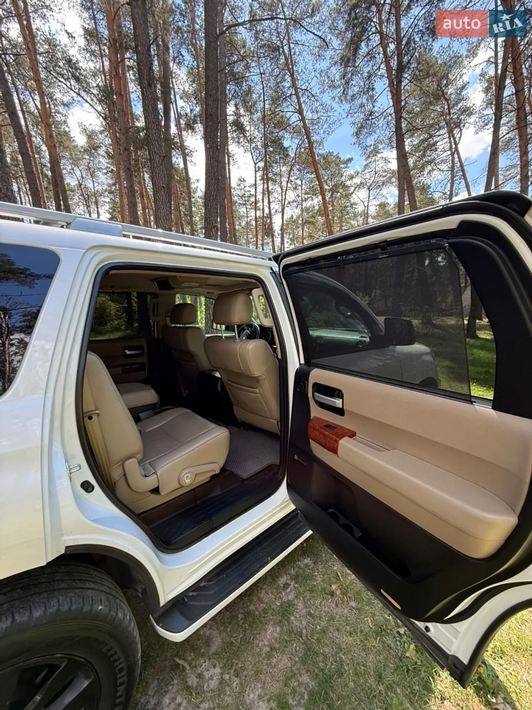 2019 Toyota Sequoia - мініатюра 18