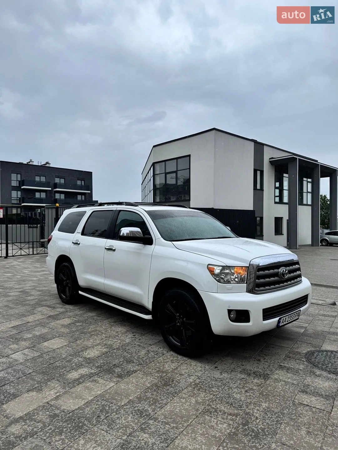 2014 Toyota Sequoia - мініатюра 3