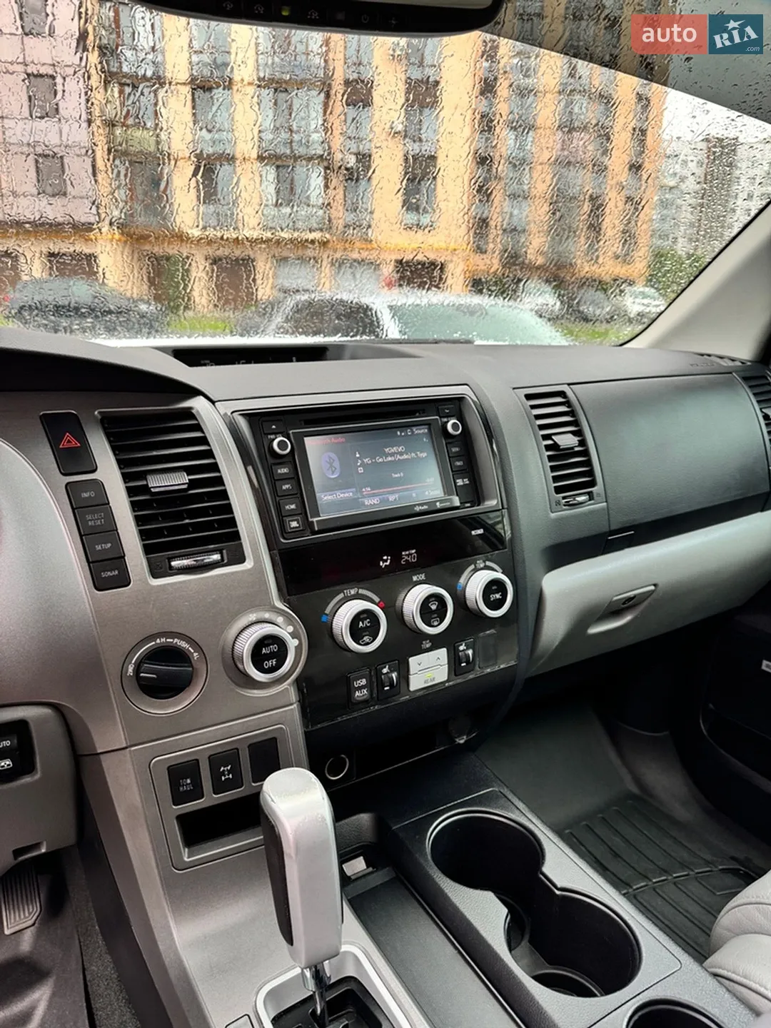 2014 Toyota Sequoia - мініатюра 15